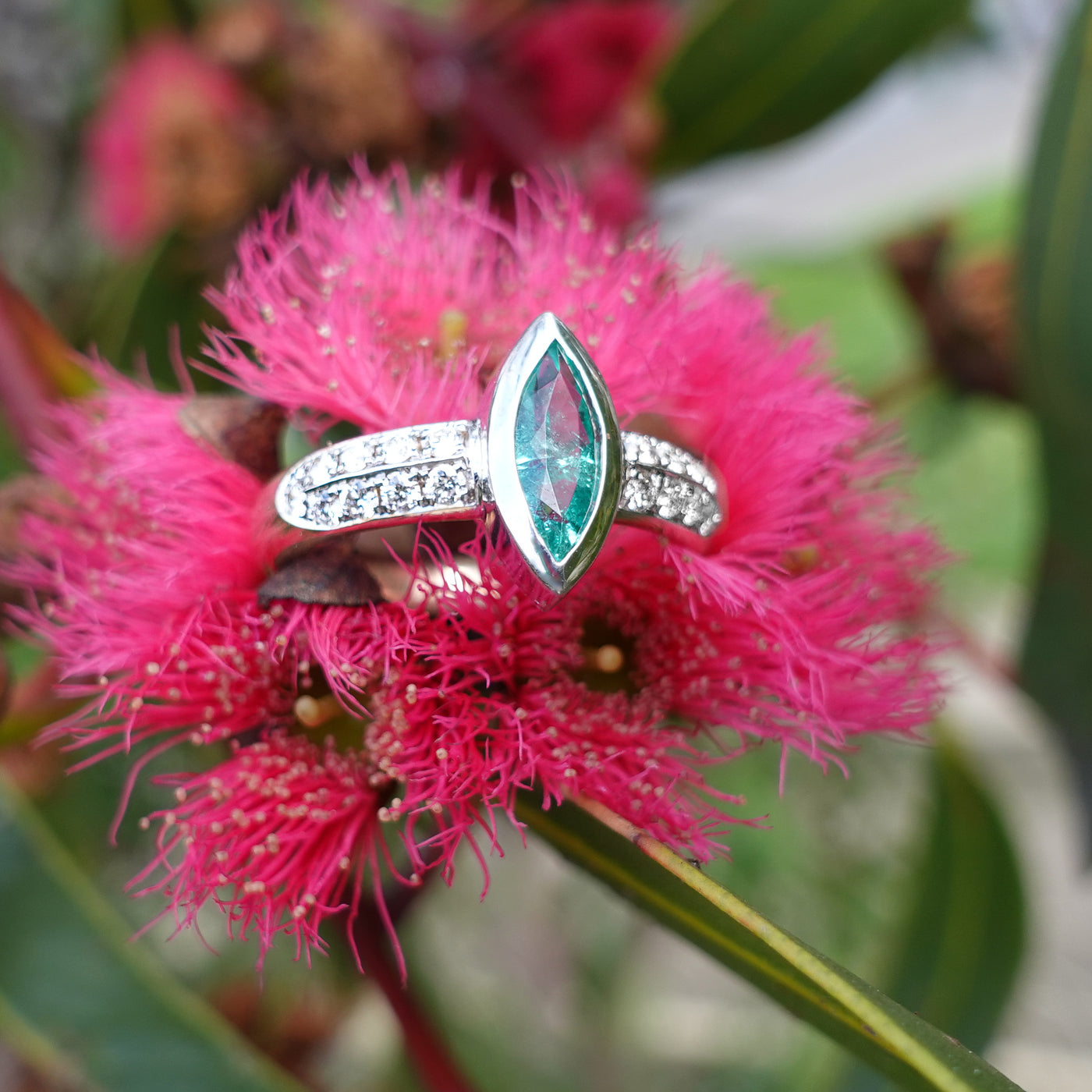 Emerald and Diamond Ring⠀⠀